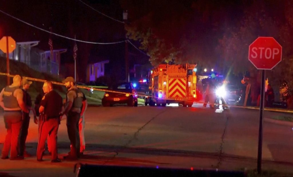 Iowa man dies after shooting 2 neighbors and setting his house on fire, officials say