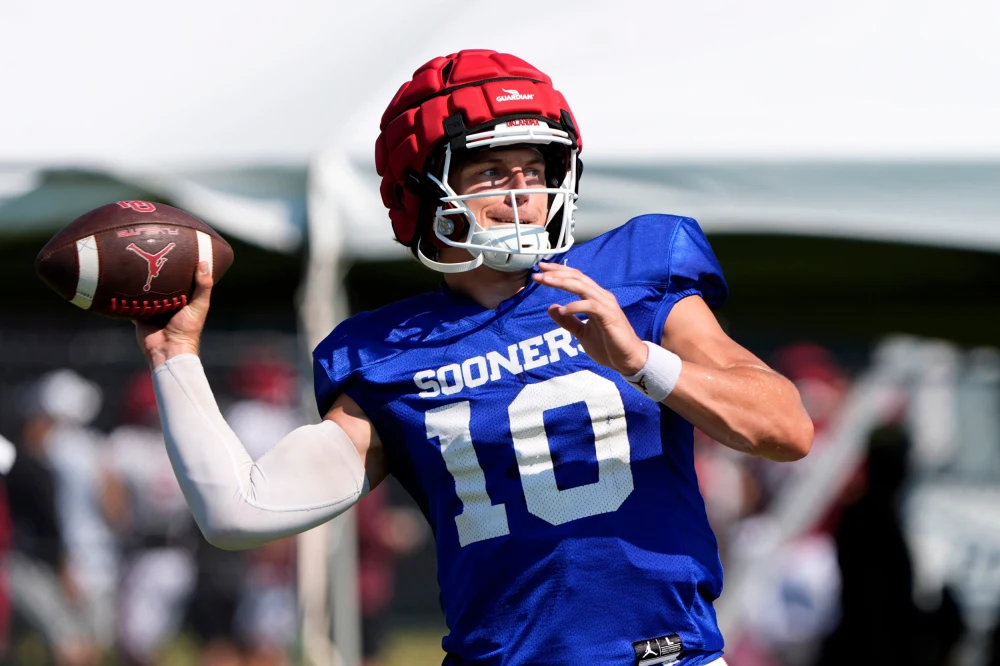 Oklahoma star QB denies gambling on sports after Venmo transactions surface