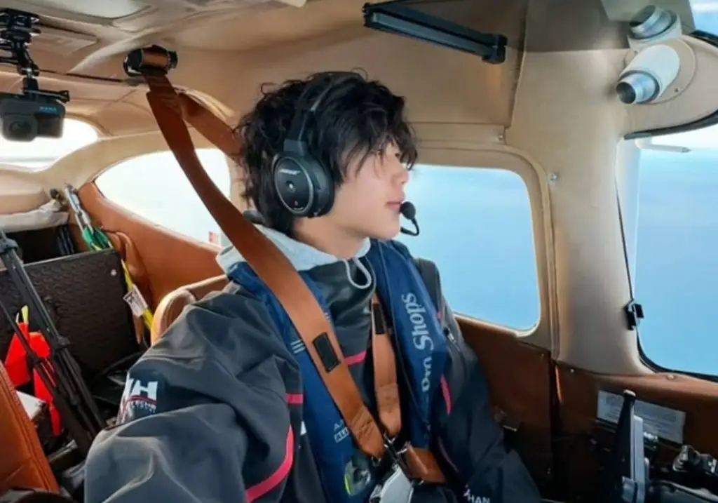 Pilot arrested upon landing in Chilean Antarctica says he remains stuck after case suspended