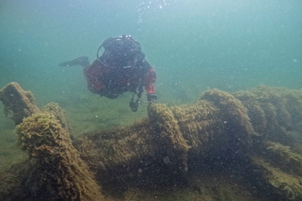 Wisconsin boater stumbles on long-lost shipwreck in Lake Michigan