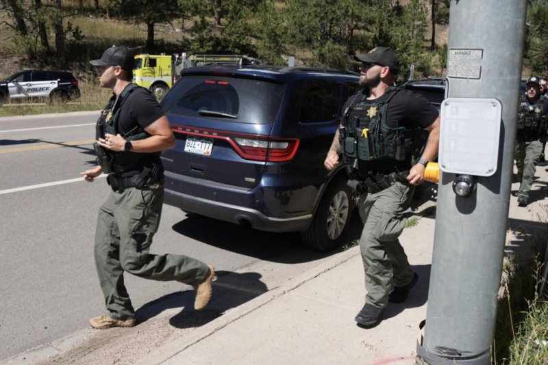 3 students injured, gunman dead amid Colorado school shooting