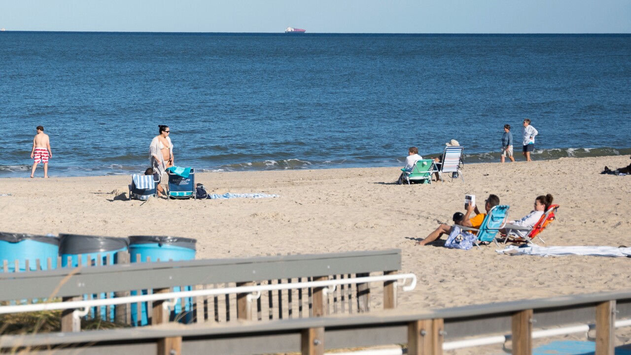 Swimmers face fecal contamination at beaches along US coastline
