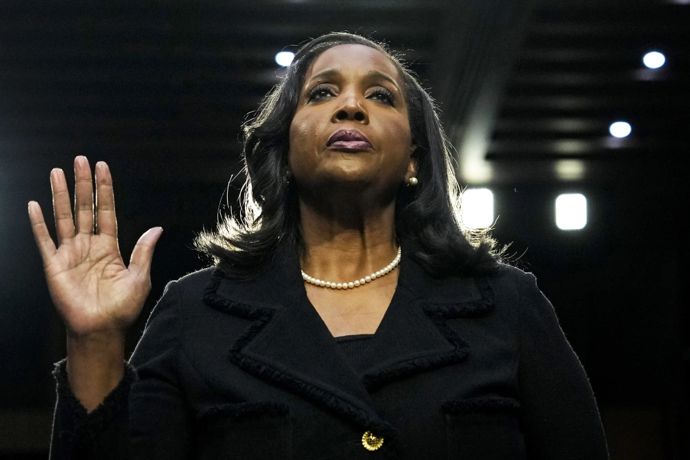 Judge temporarily blocks Trump’s firing of Federal Reserve governor Lisa Cook