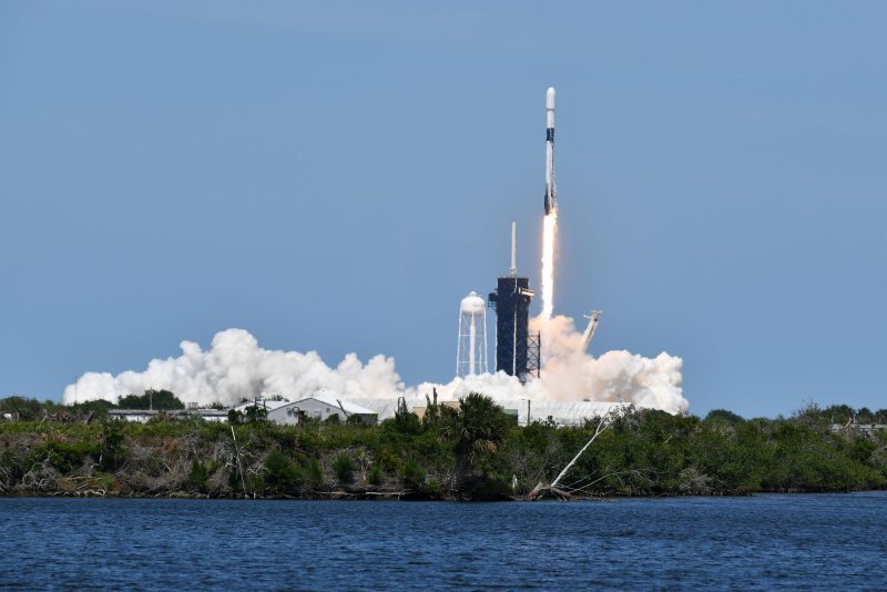 SpaceX completes its 300th Starlink deployment mission