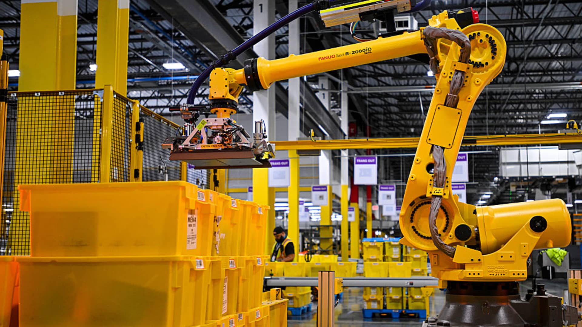 US opens tariff probes into medical equipment, robotics, industrial machinery