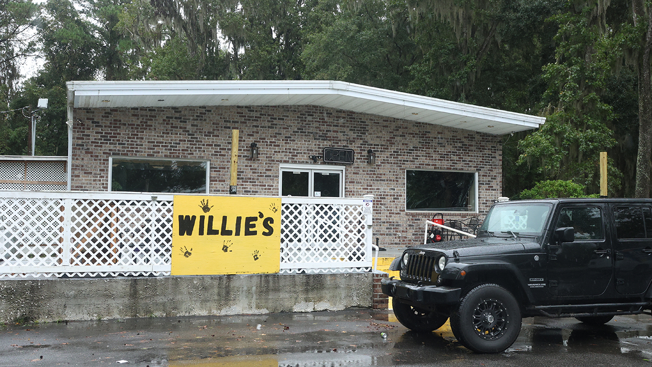 At least 4 killed, 16 injured in bar shooting in St. Helena Island, South Carolina: Sheriff