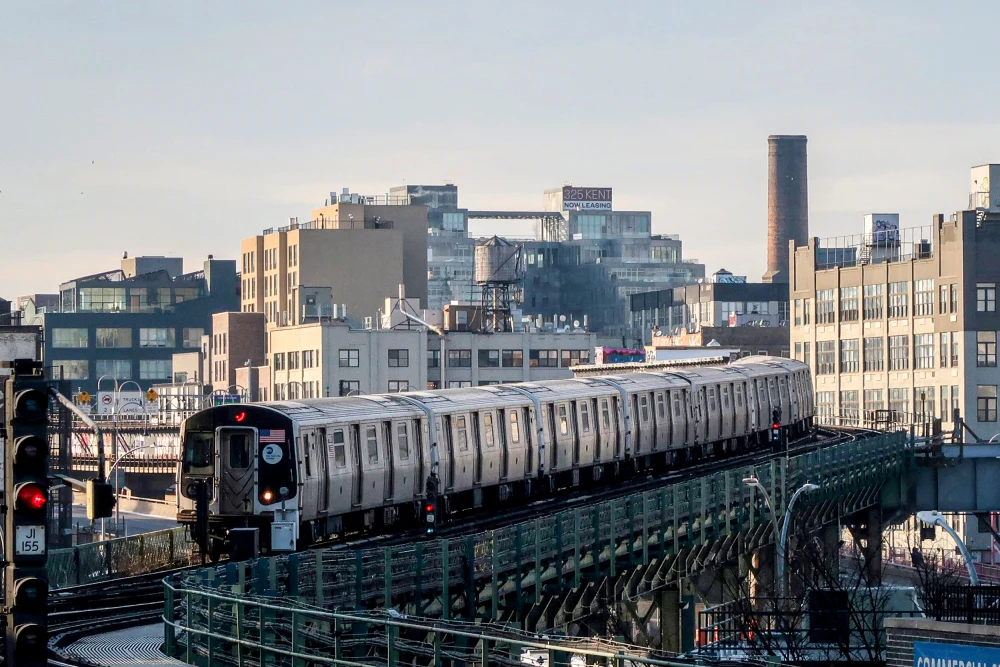 2 girls die while apparently ‘surfing’ atop New York City subway train