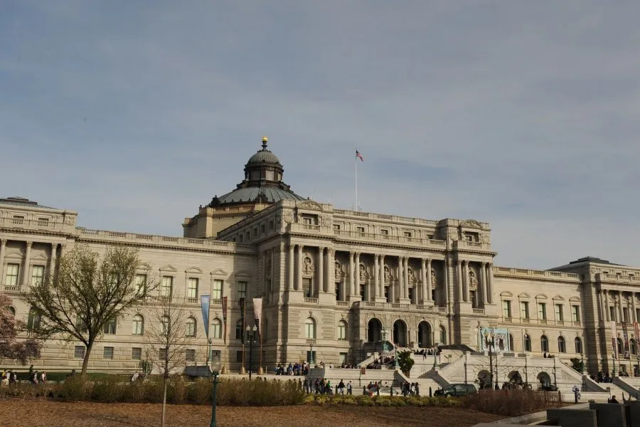 White House asks high court to let Trump fire Library of Congress official