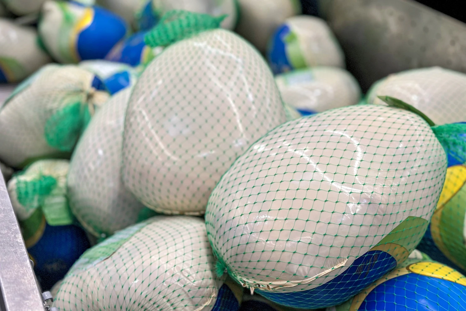 Hundreds of frozen turkeys meant for holiday giveaway are stolen in California