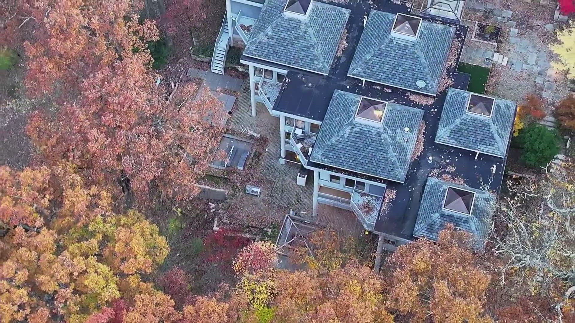 9 hurt in Ohio Airbnb house party shooting