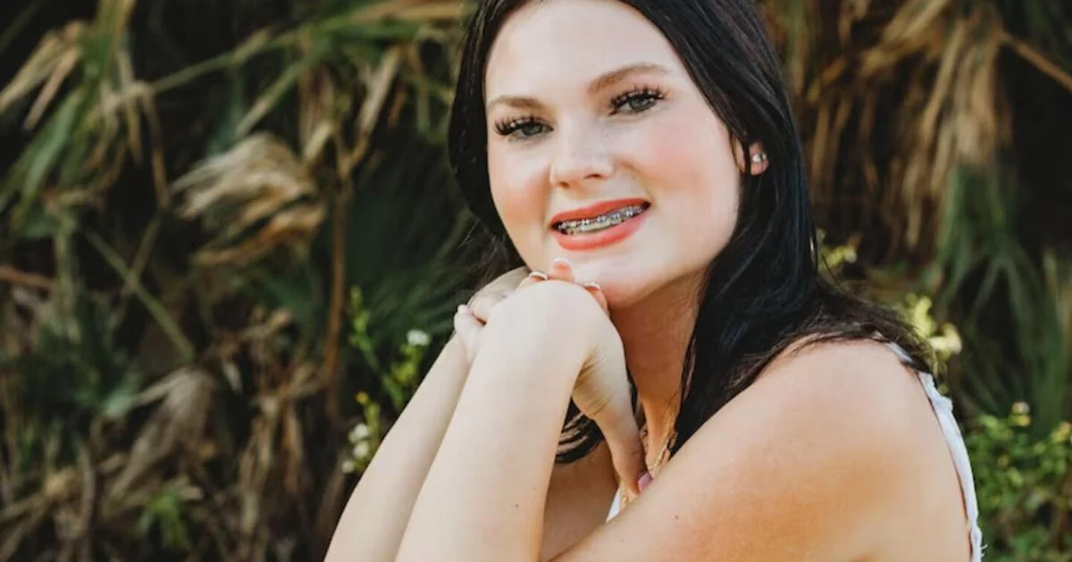 Teen found dead on Carnival cruise died by asphyxiation resulting from a bar hold: Source