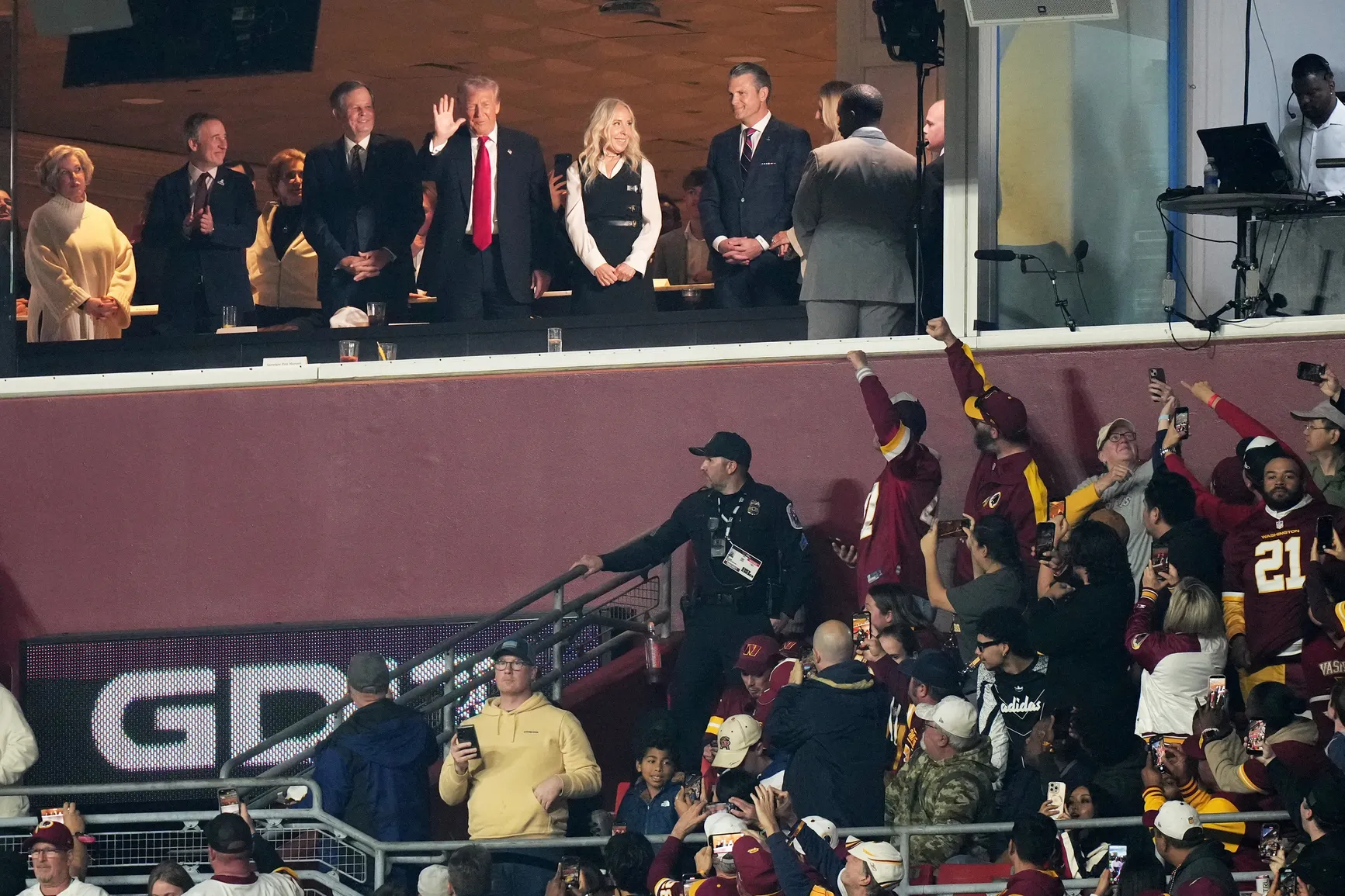 Trump attends Commanders-Lions game