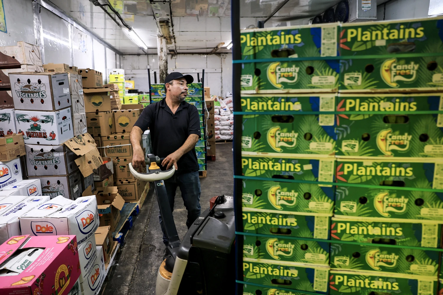 Trump issues order rolling back some of his food tariffs