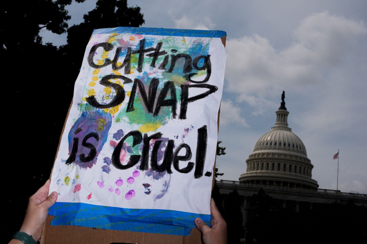 USDA orders halt to SNAP benefits for 42 million people