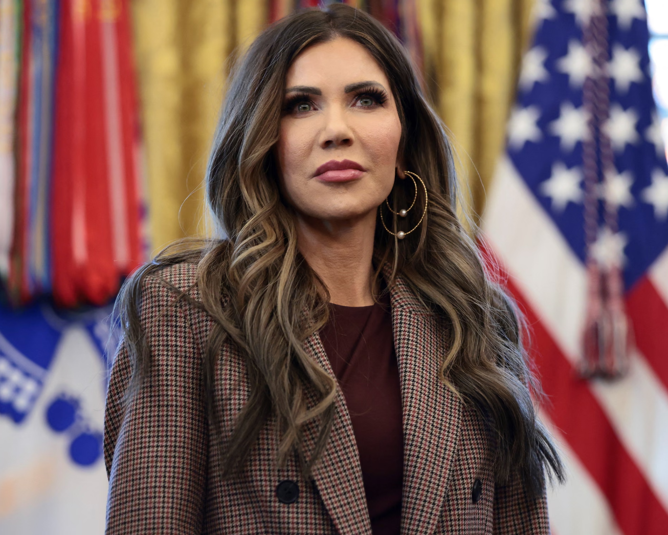 Venezuelans under TPS can apply for refugee status, Kristi Noem says