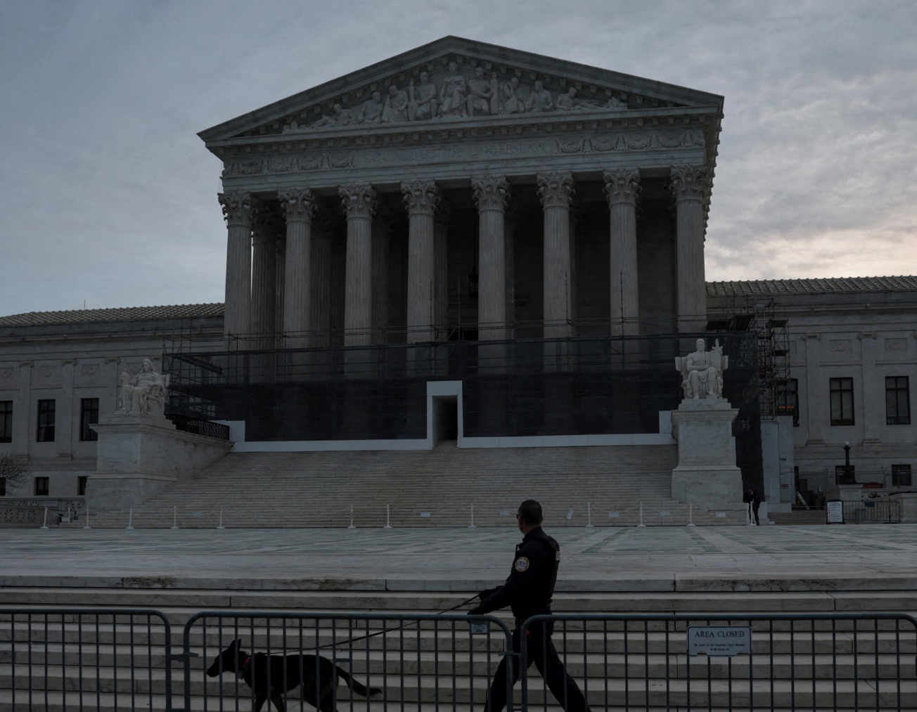 Majority of US supreme court seems skeptical of Hawaii’s strict gun law