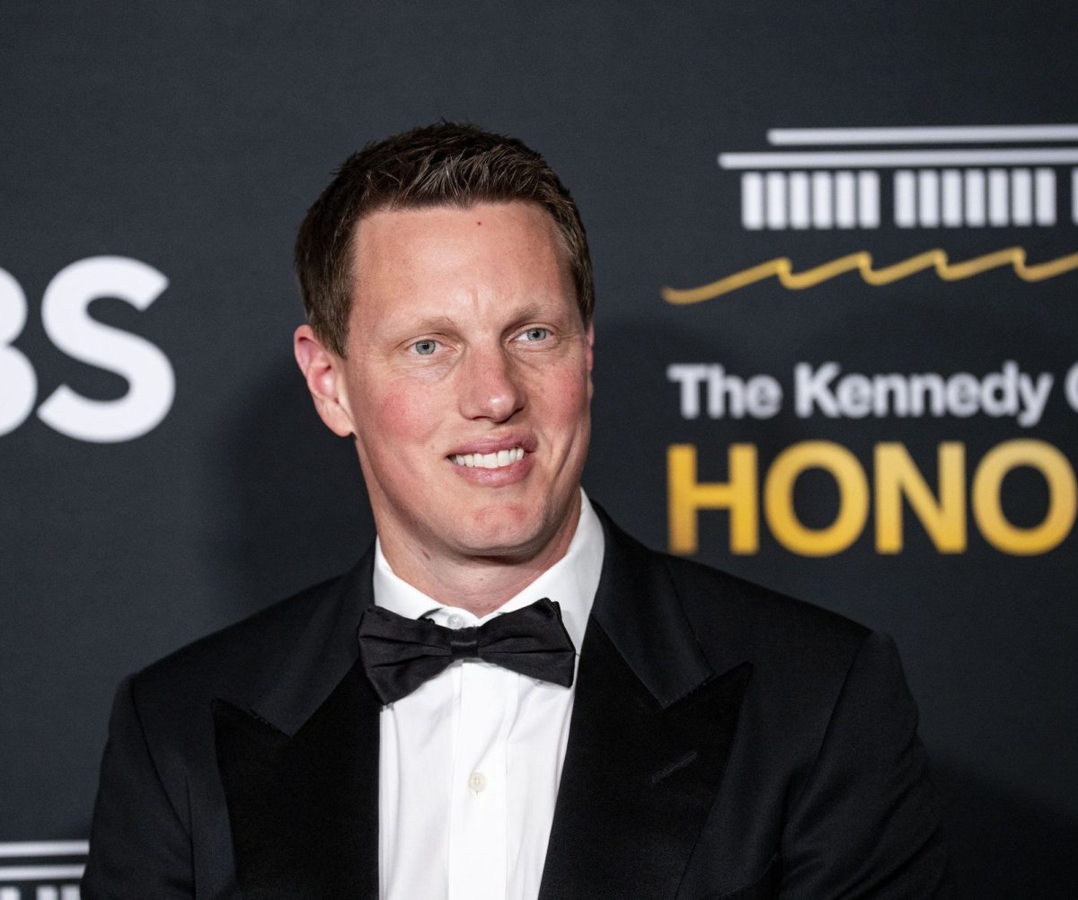 Paramount calls $30-per-share for Warner Bros. Discovery ‘superior’