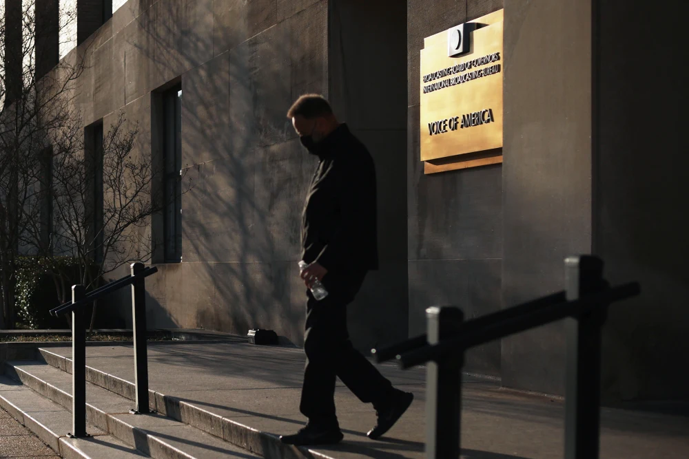 Judge orders Voice of America to reinstate 1,000 employees cut under Kari Lake