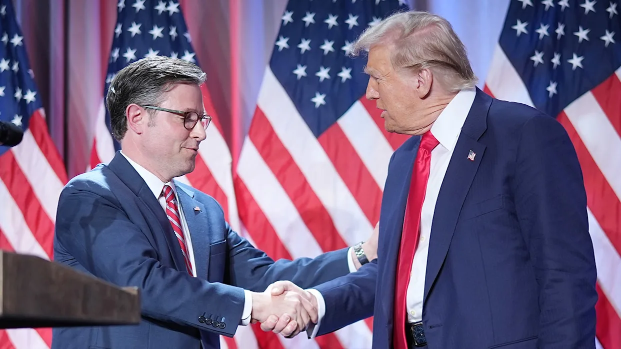 Trump boosts GOP war chest as House Republicans gear up for high-stakes midterm fight