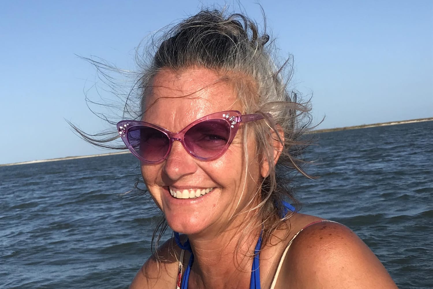 Coast Guard divers arrive in Bahamas to search for missing American Lynette Hooker