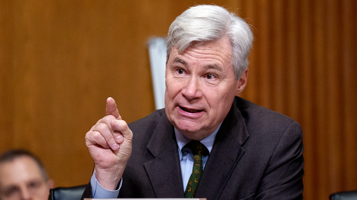 Kennedy Center board member knocks Sen Whitehouse for ignoring invites as Dem feuds with Trump-run landmark